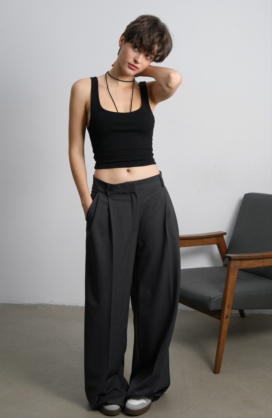 T027